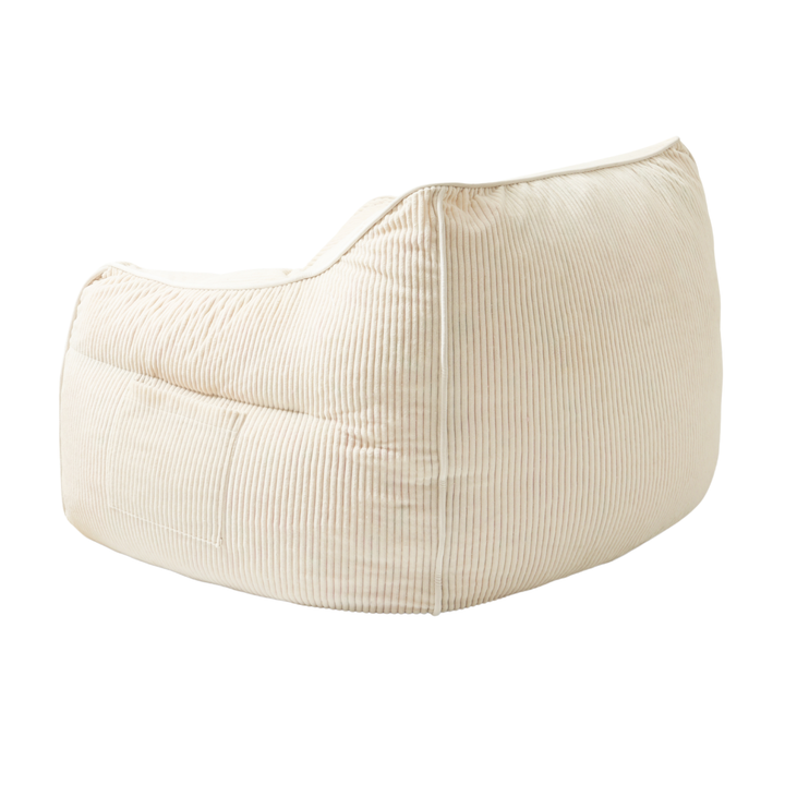 Pouf fauteuil en velours côtelé blanc cassé, vue trois-quarts